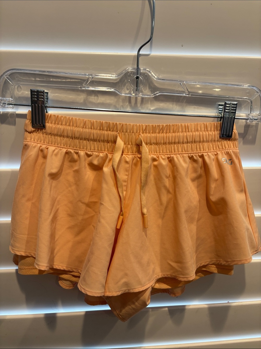 DSG Peach Athletic Ruffle Skort Shorts Girls. Size XS 6-7